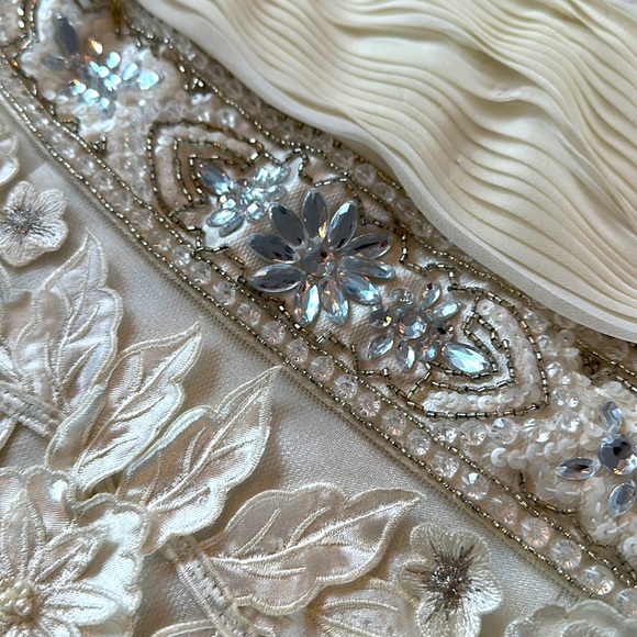 Sue Wong Strapless Dress - Picture 6 of 9